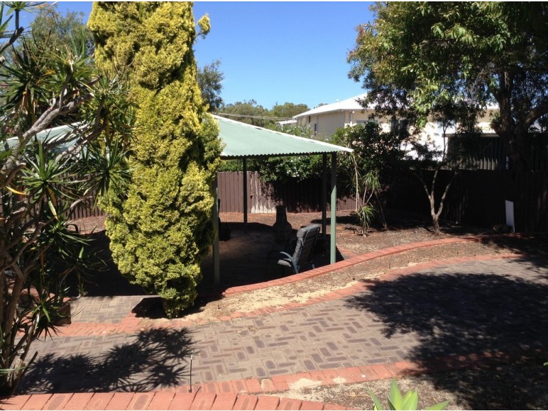 79 Wonambi Way, Wanneroo WA 6065