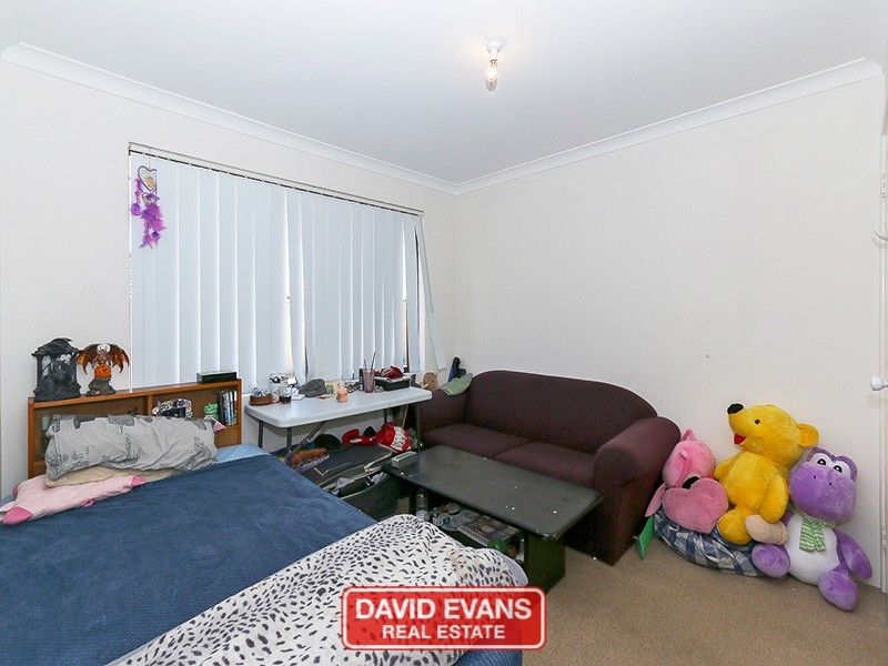 4 Prenton Street, Butler WA 6036