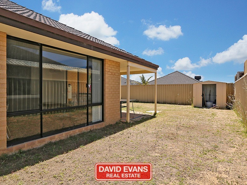 4 Prenton Street, Butler WA 6036