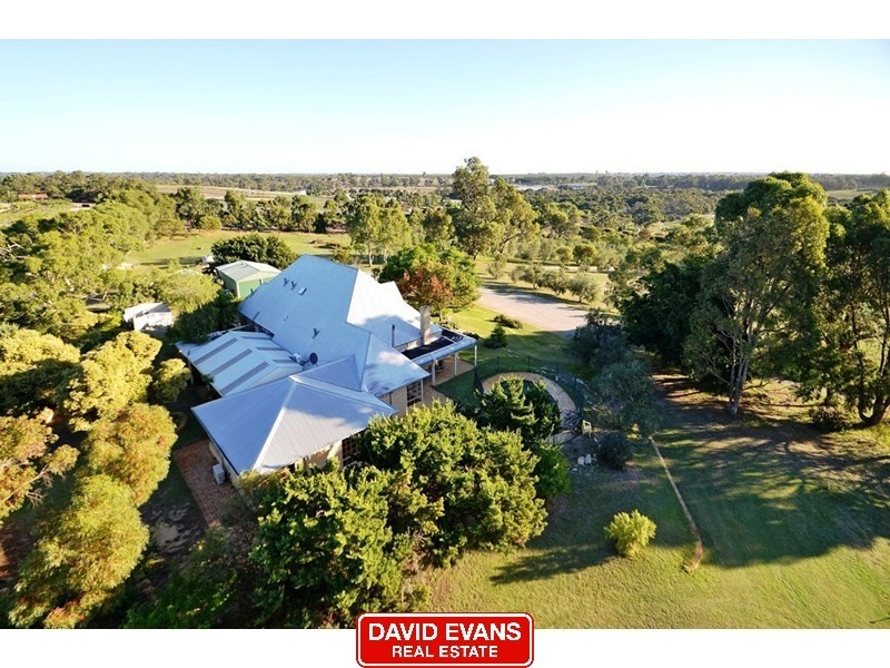 180 Karoborup Road, Carabooda WA 6033