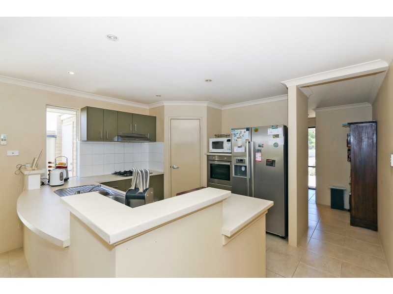 24 Allum Green, Merriwa WA 6030