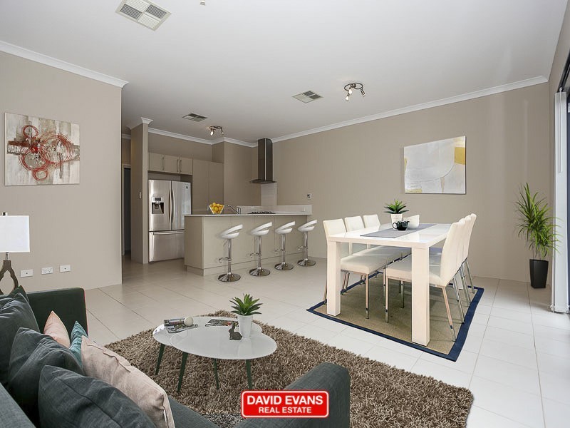 221 Camborne Parkway, Butler WA 6036