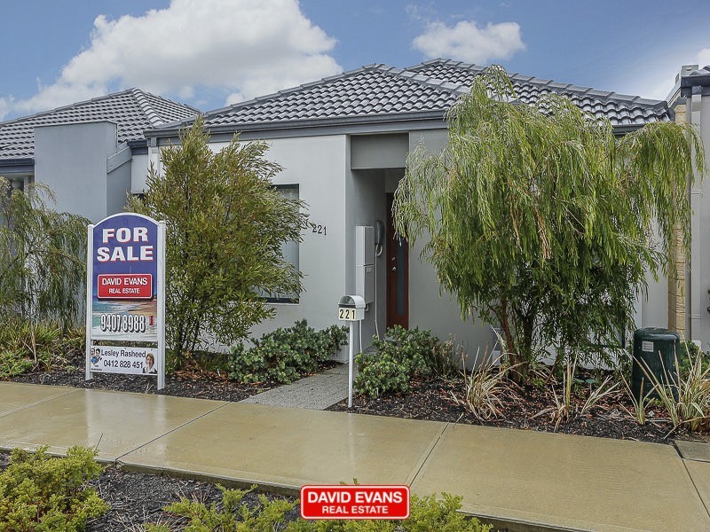 221 Camborne Parkway, Butler WA 6036