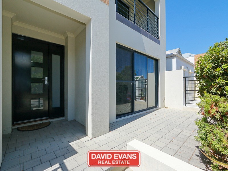 23 Gaudi Way, Clarkson WA 6030