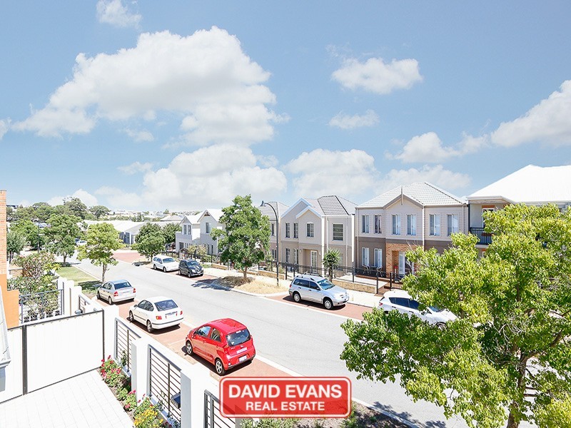 23 Gaudi Way, Clarkson WA 6030