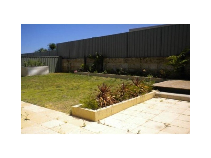 7 Nambucca Road, Merriwa WA 6030