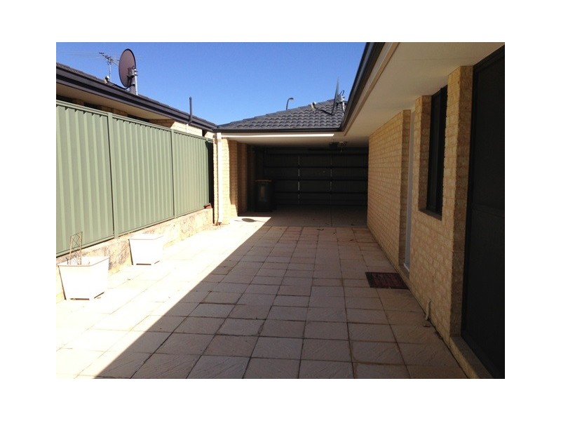 7 Nambucca Road, Merriwa WA 6030