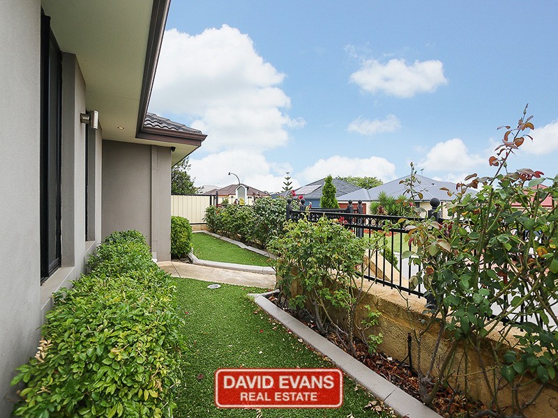 5 Salamanca Turn, Clarkson WA 6030