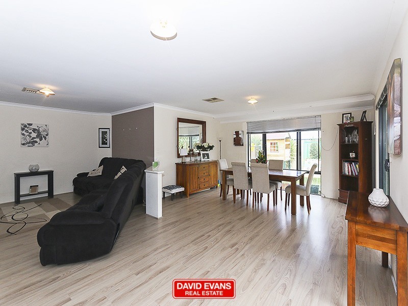 128 Liberty Drive, Clarkson WA 6030
