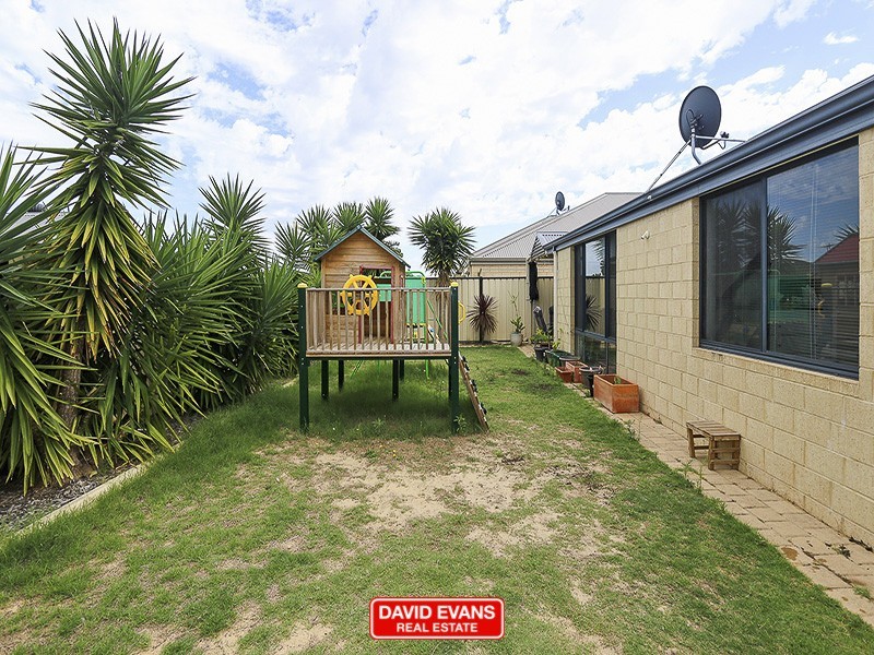 128 Liberty Drive, Clarkson WA 6030