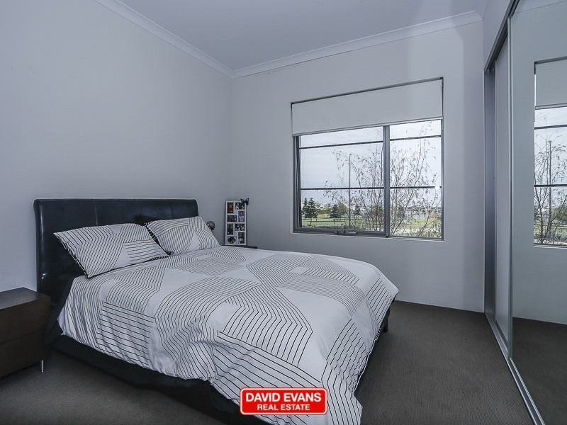 28/2 Royston Link, Butler WA 6036