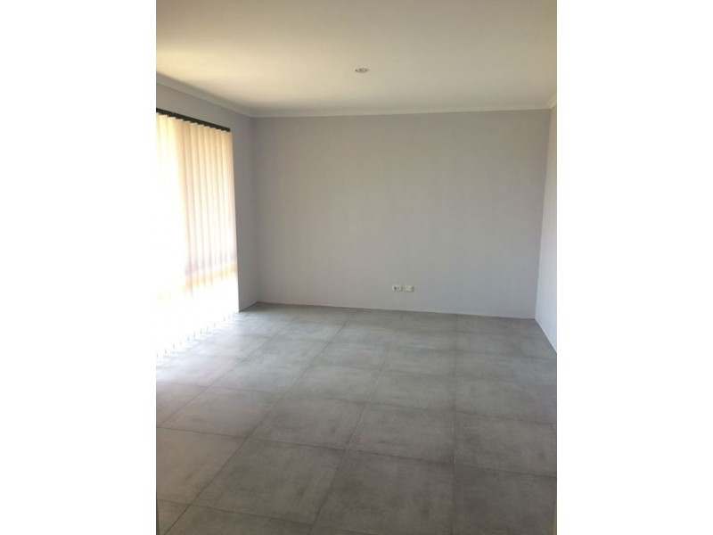 31 Grand Paradiso Parade, Merriwa WA 6030