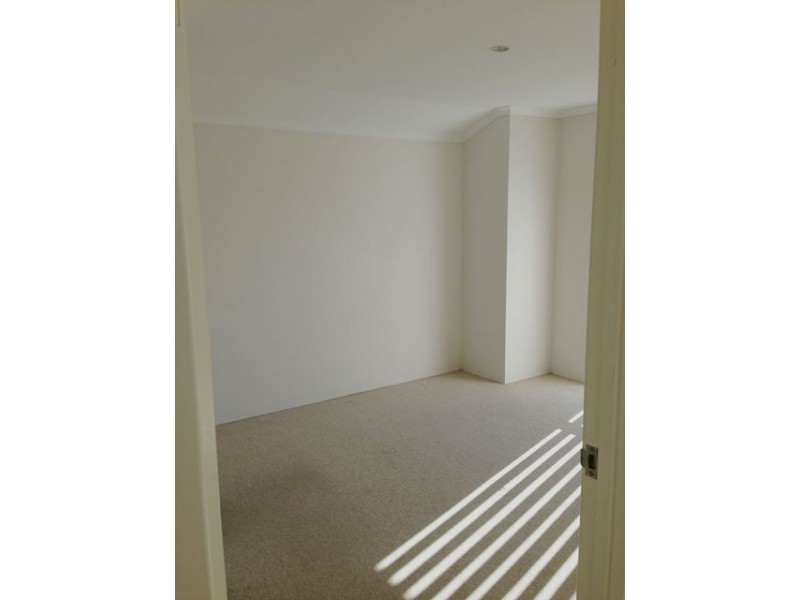 31 Grand Paradiso Parade, Merriwa WA 6030