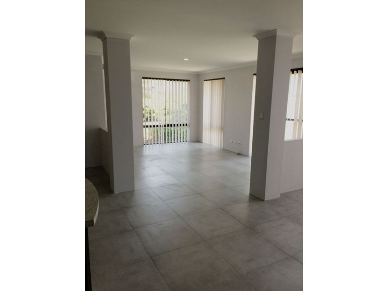 31 Grand Paradiso Parade, Merriwa WA 6030