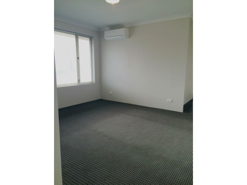 18 Amsterdam Crescent, Alkimos WA 6038