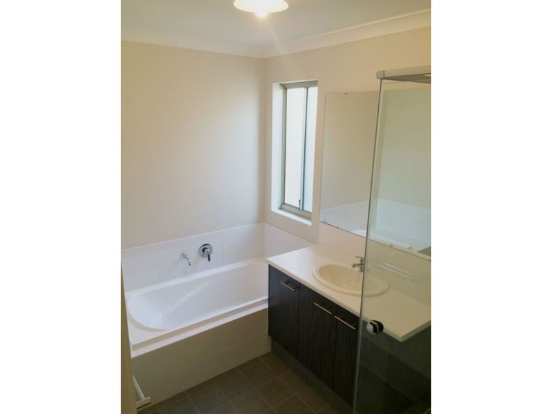 18 Amsterdam Crescent, Alkimos WA 6038