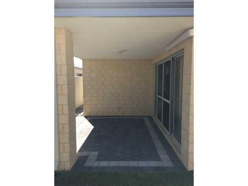 18 Amsterdam Crescent, Alkimos WA 6038