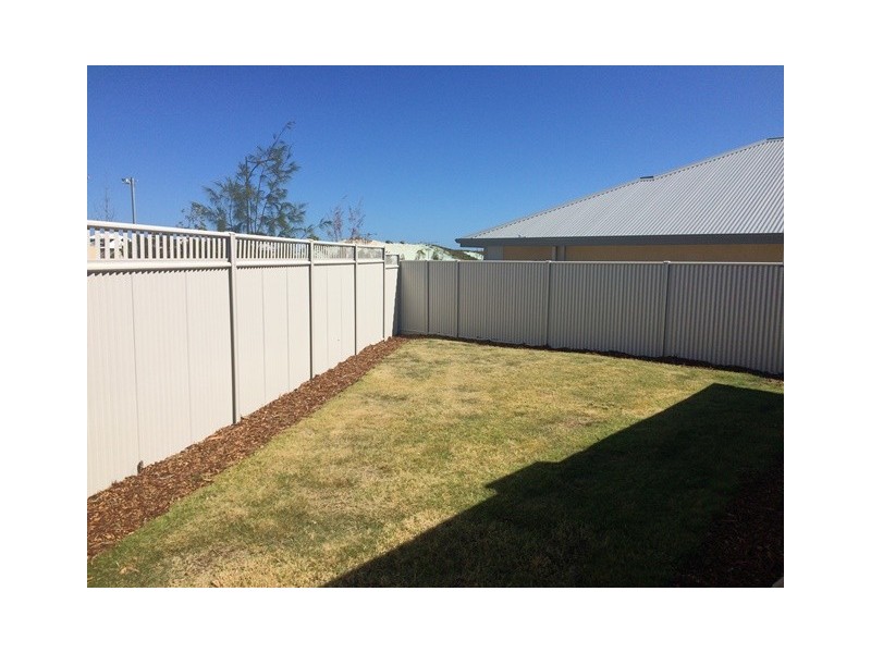 18 Amsterdam Crescent, Alkimos WA 6038