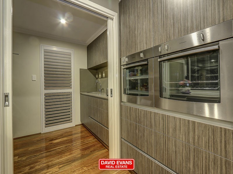 25 Parkland Drive, Yanchep WA 6035