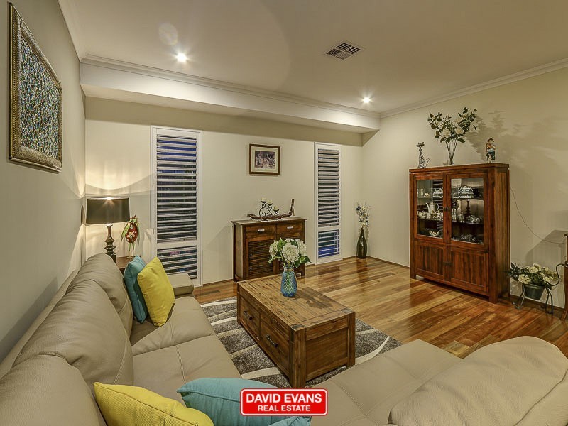 25 Parkland Drive, Yanchep WA 6035