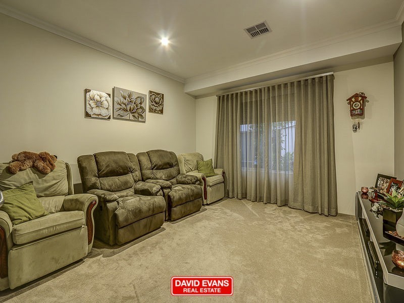 25 Parkland Drive, Yanchep WA 6035