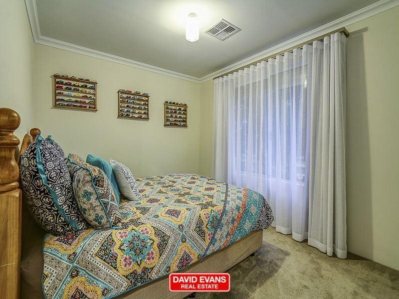 25 Parkland Drive, Yanchep WA 6035