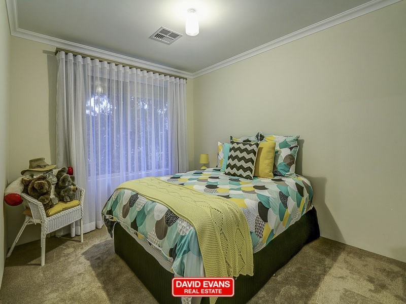 25 Parkland Drive, Yanchep WA 6035