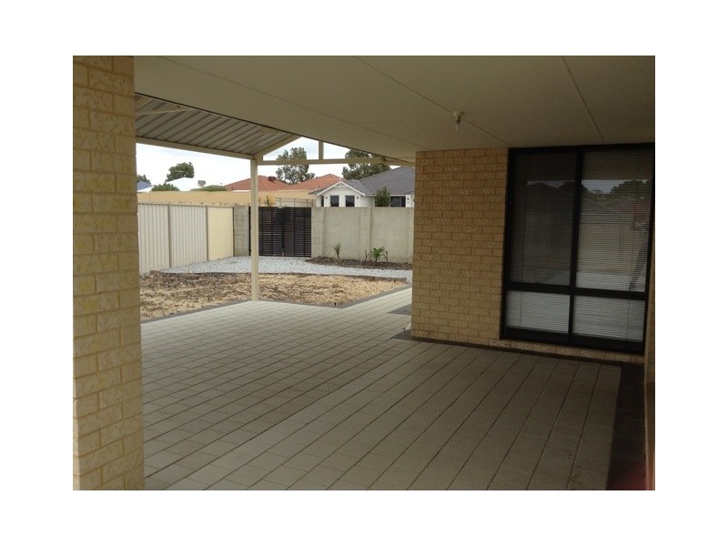 15 Nasidi Place, Sinagra WA 6065