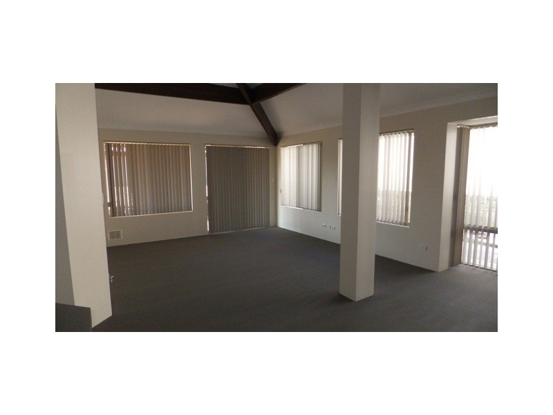 9 Harcus Retreat, Merriwa WA 6030