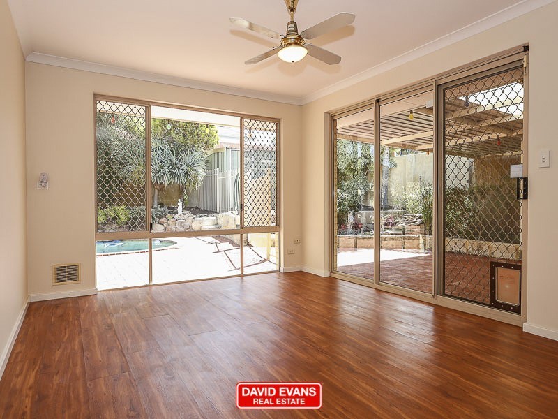 10 Rio Marina Way, Mindarie WA 6030