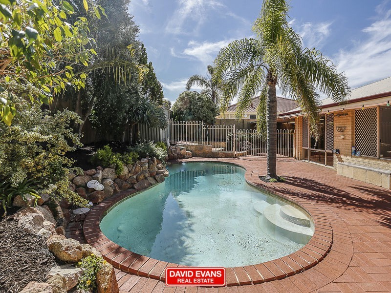 10 Rio Marina Way, Mindarie WA 6030