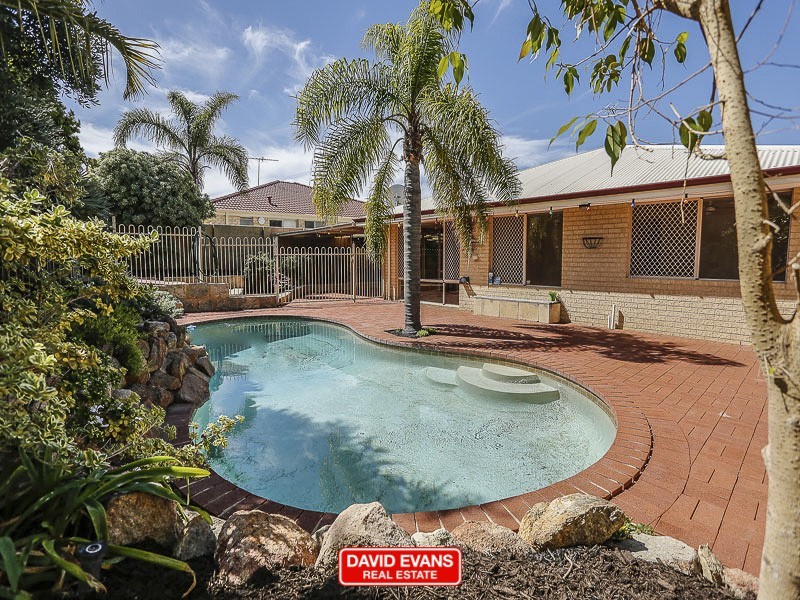 10 Rio Marina Way, Mindarie WA 6030