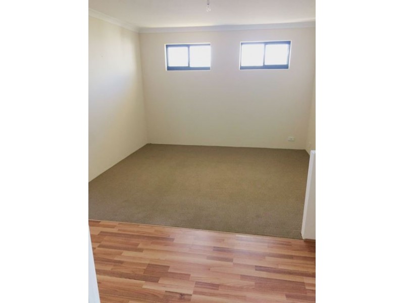4 Belfast Crescent, Ridgewood WA 6030