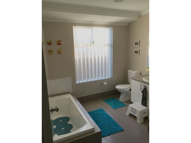 9 Zaffre Street, Eglinton WA 6034