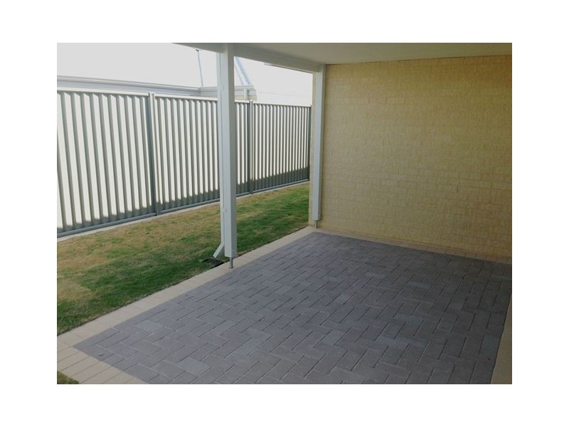 9 Zaffre Street, Eglinton WA 6034