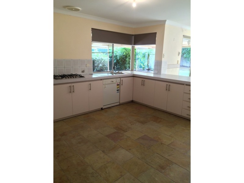 55 Stonehaven Parade, Kinross WA 6028