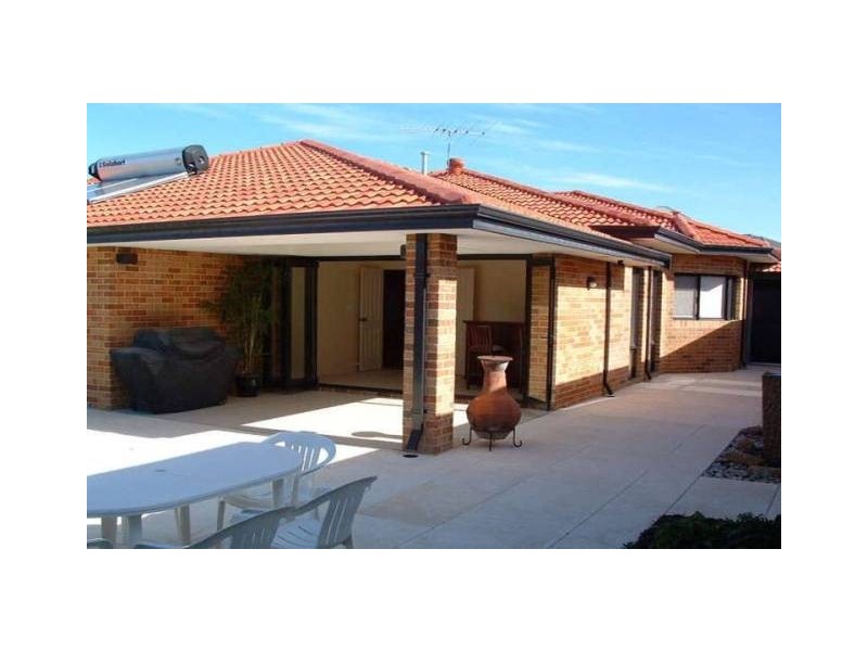 10 Doddington Way, Quinns Rocks WA 6030