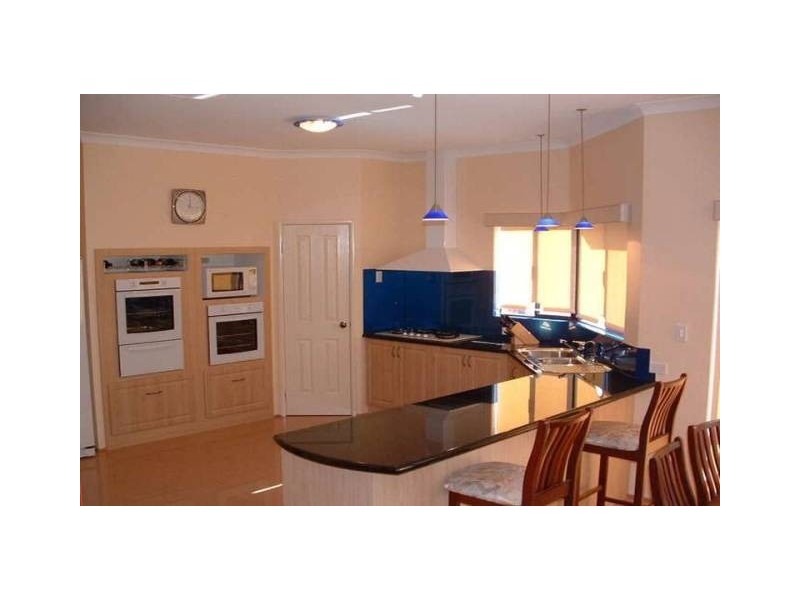 10 Doddington Way, Quinns Rocks WA 6030
