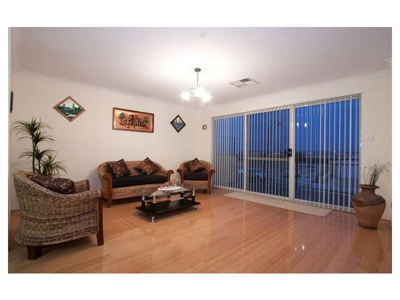 3 Stingray Way, Jindalee WA 6036