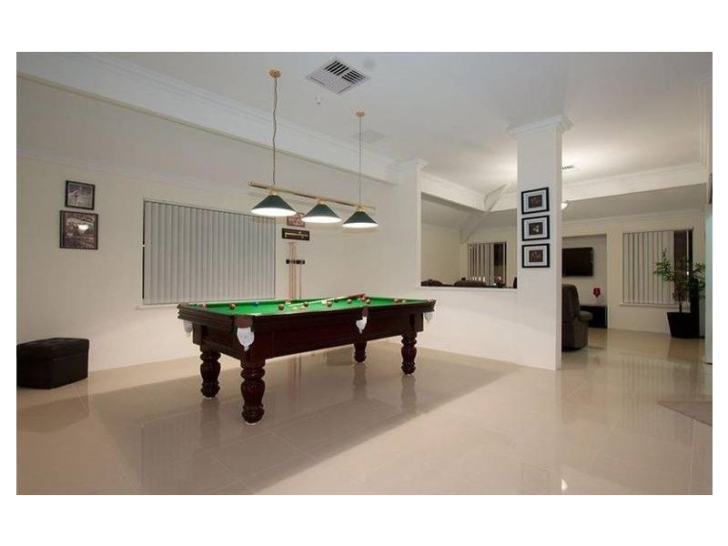 3 Stingray Way, Jindalee WA 6036