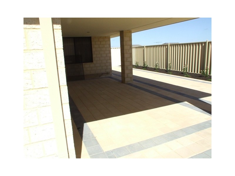 21 Ginsburg Turn, Tapping WA 6065