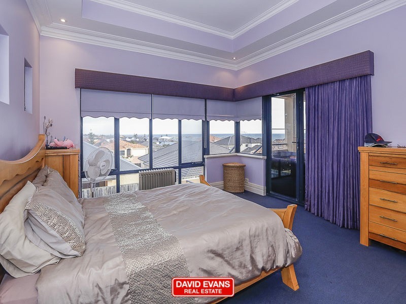 9 Royal James Court, Quinns Rocks WA 6030