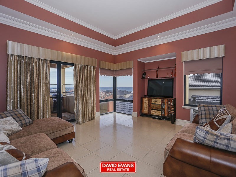 9 Royal James Court, Quinns Rocks WA 6030