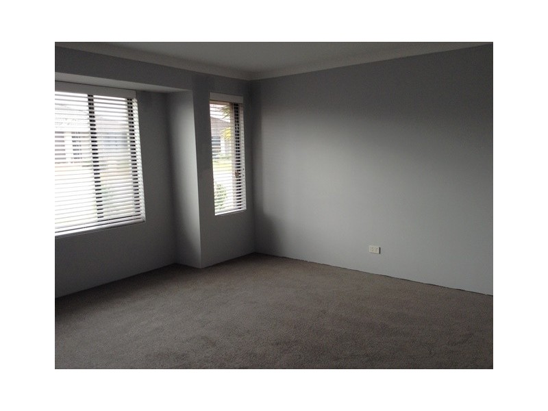 17 Hillsborough Parkway, Ridgewood WA 6030