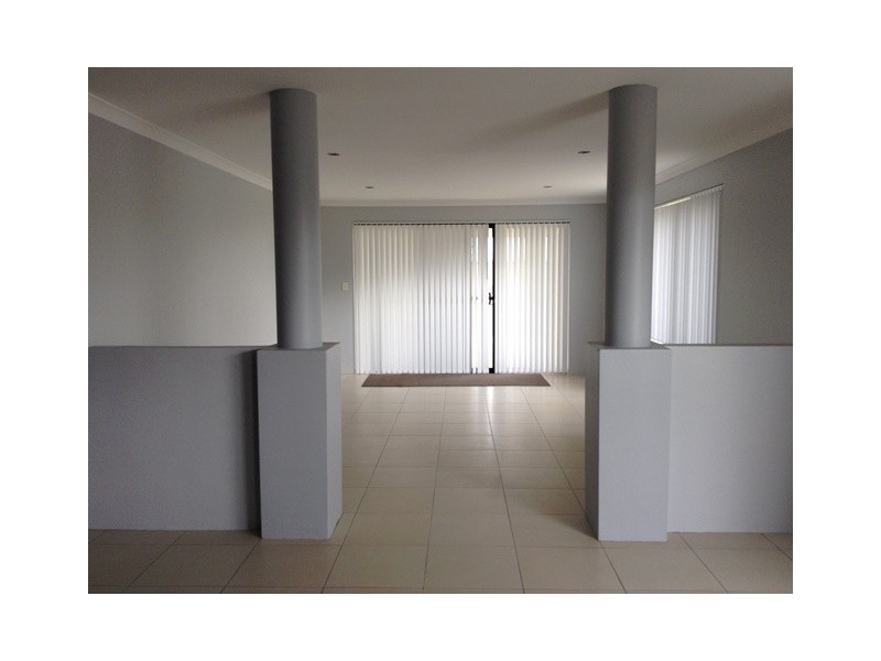 17 Hillsborough Parkway, Ridgewood WA 6030