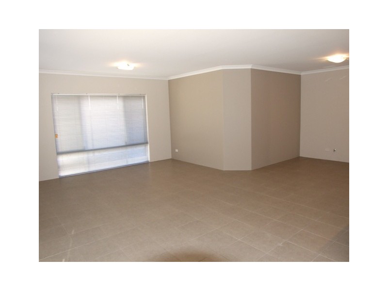 17 Yaroomba Place, Clarkson WA 6030