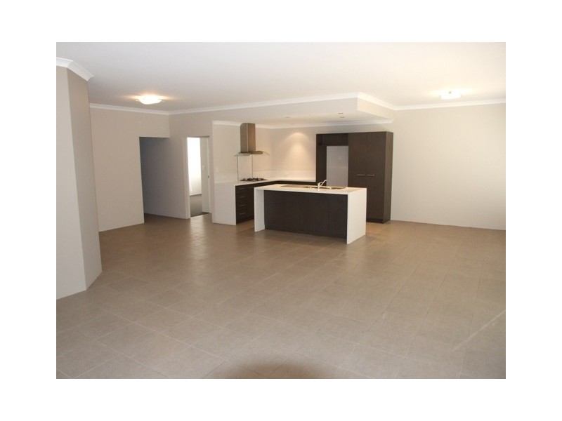 17 Yaroomba Place, Clarkson WA 6030