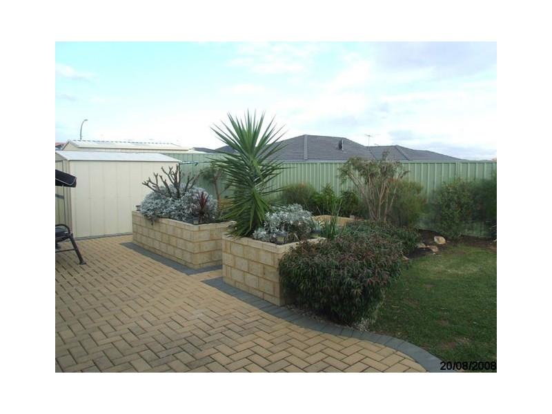 18 Pennine Pass, Merriwa WA 6030