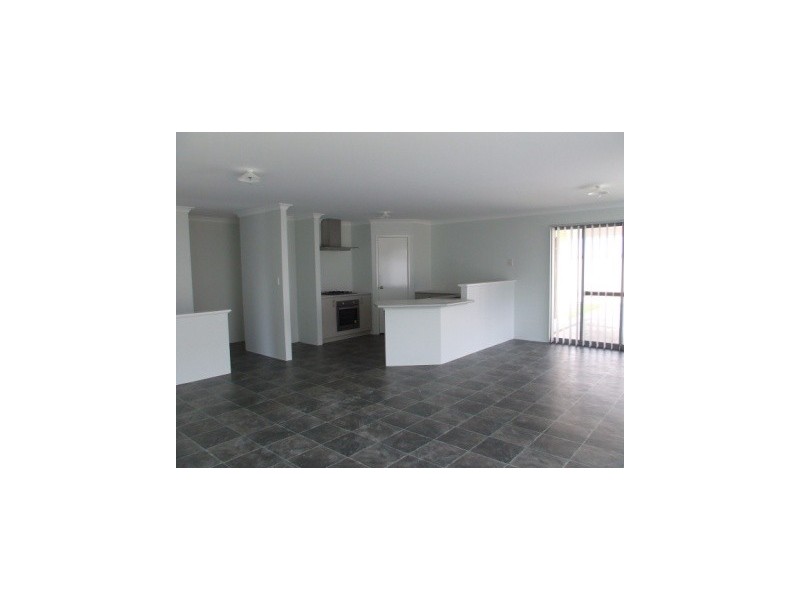 21 Spring Hill, Tapping WA 6065