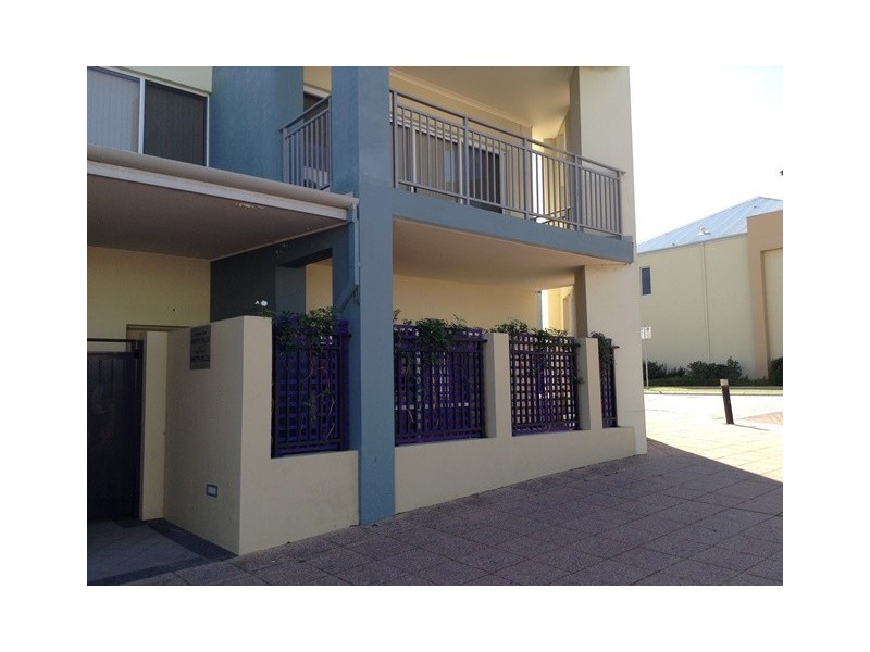 15/10 Pavonia Link, Clarkson WA 6030